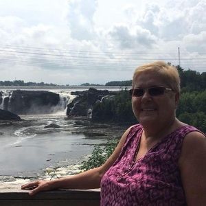 Meet your Posher, Janine